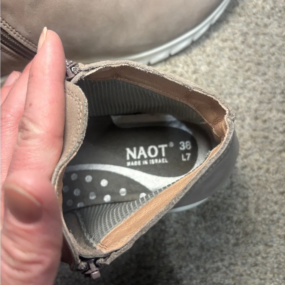 Naot zodiac womens
